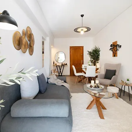 Michael'S Seaside Homely Apartment In Varkiza Exterior photo