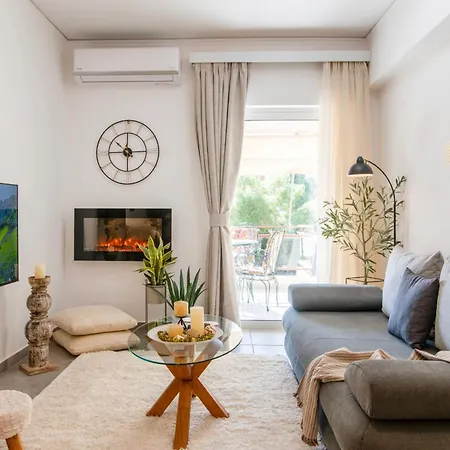 Michael'S Seaside Homely Apartment In Varkiza Exterior photo