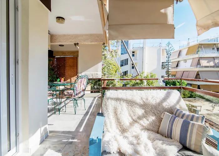 Michael\'S Seaside Homely Apartment In Varkiza
